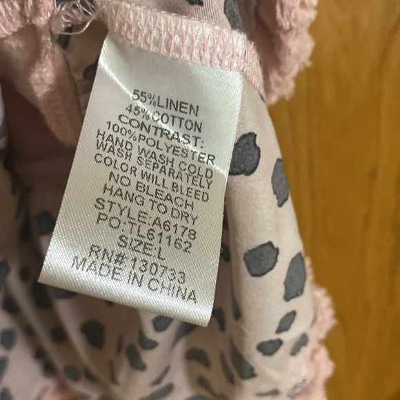 Umgee Large High Lo fringe top with leopard print dusty rose color pre owned - Picture 4 of 6